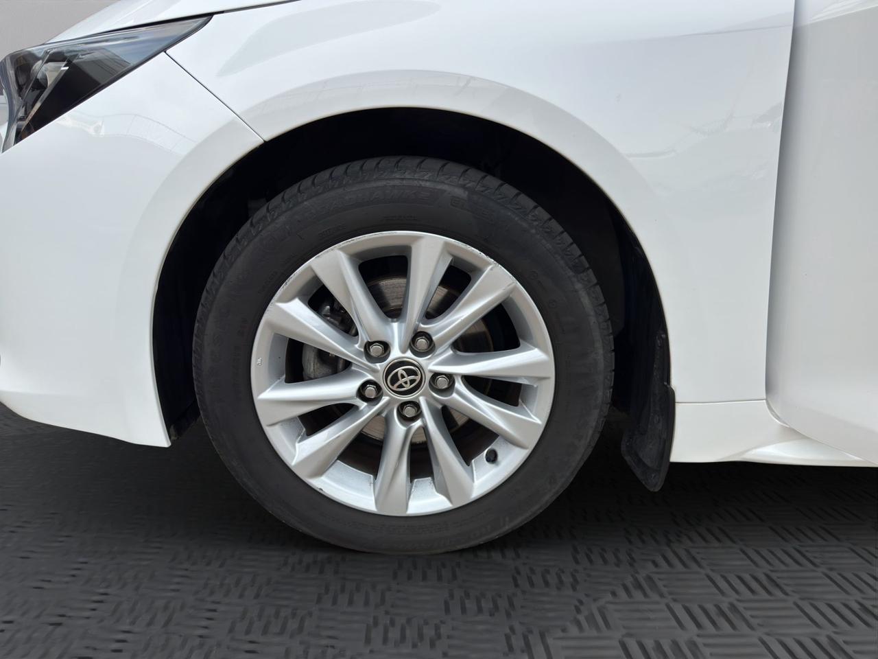 Toyota Corolla Touring Sports 1.8h Active auto