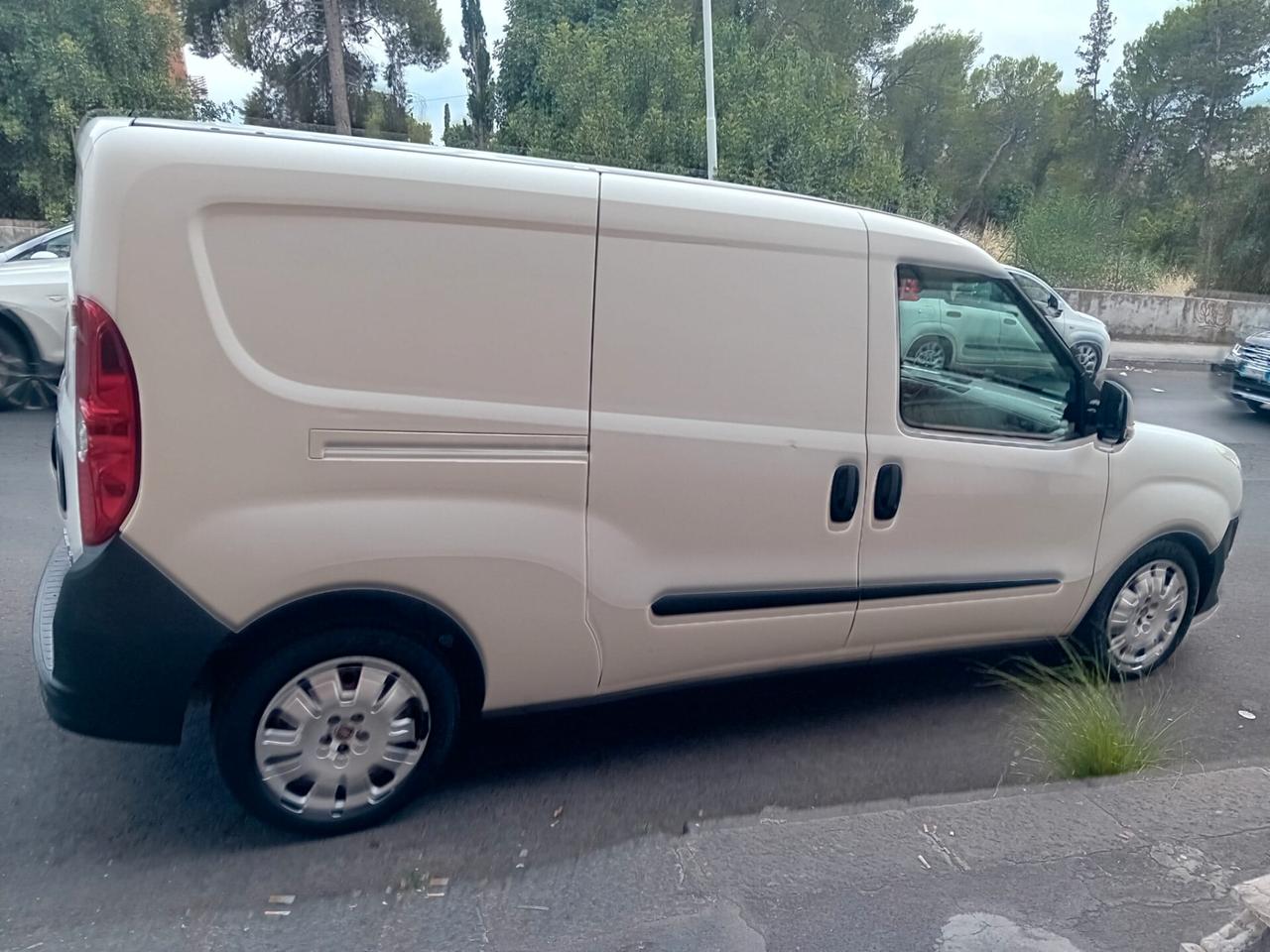 Fiat Doblo Doblò 1.6 MJT 105CV PL-TN Cargo Maxi Lamierato SX