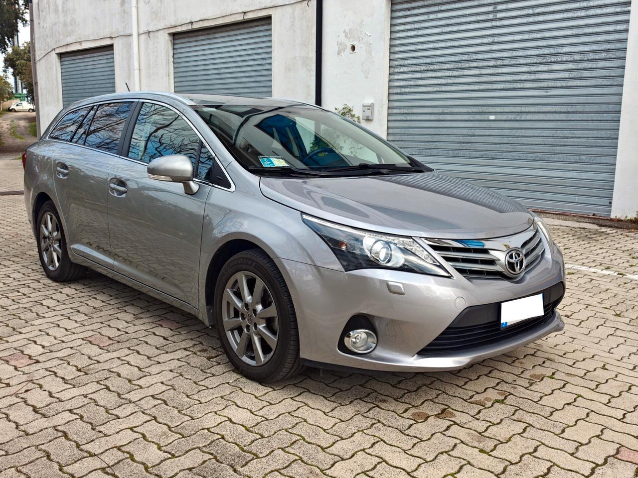 Toyota Avensis 2.0 D-4D Wagon