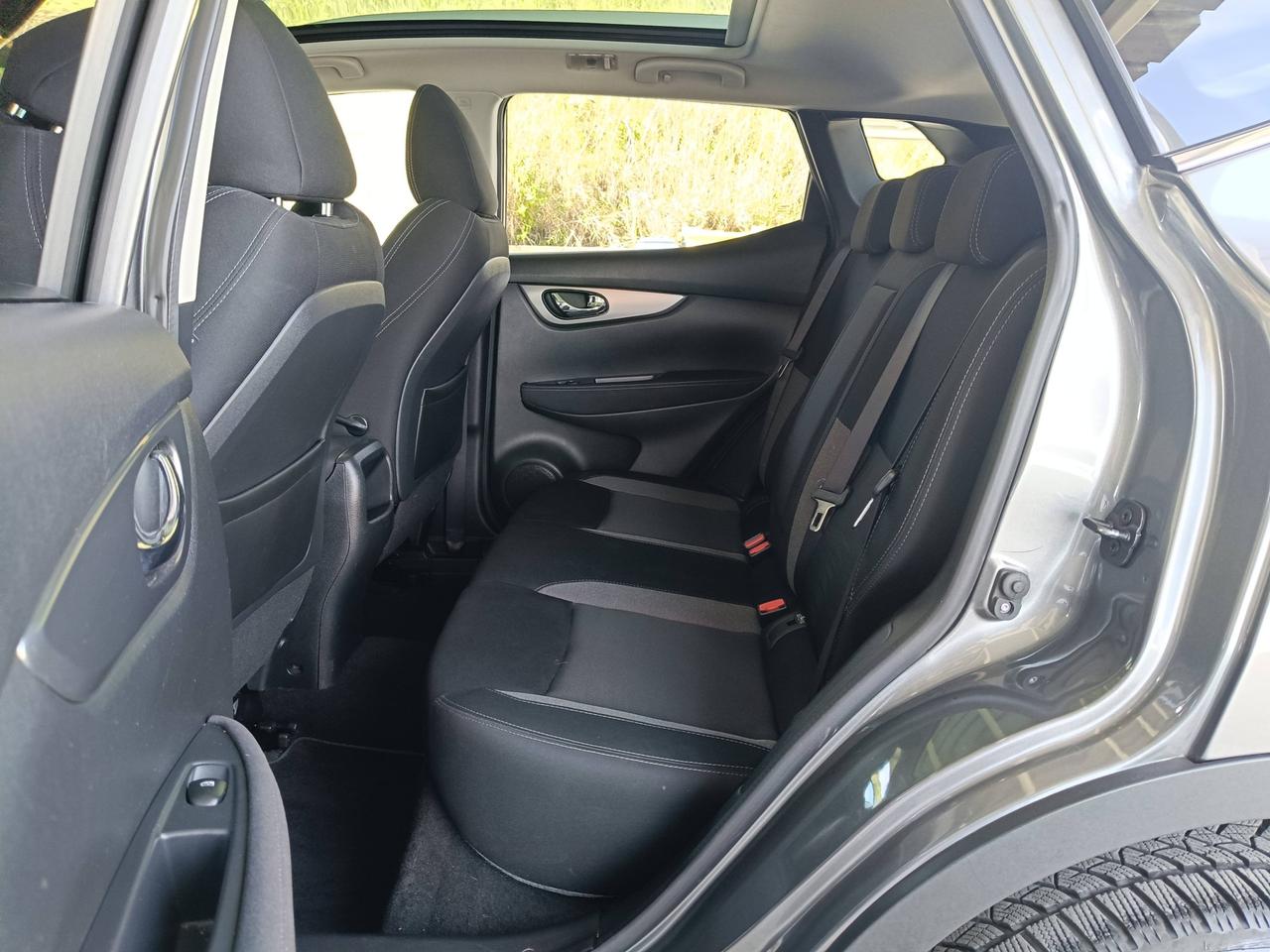 NISSAN Qashqai II 2017 - Qashqai 1.5 dci N-Connecta 110cv