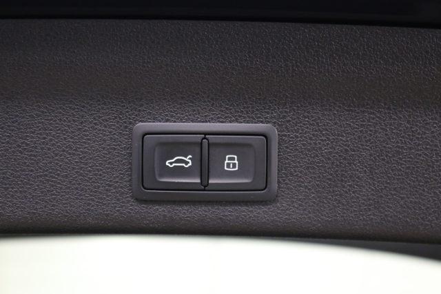 AUDI A6 Avant 40 2.0 TDI S tronic Business Plus