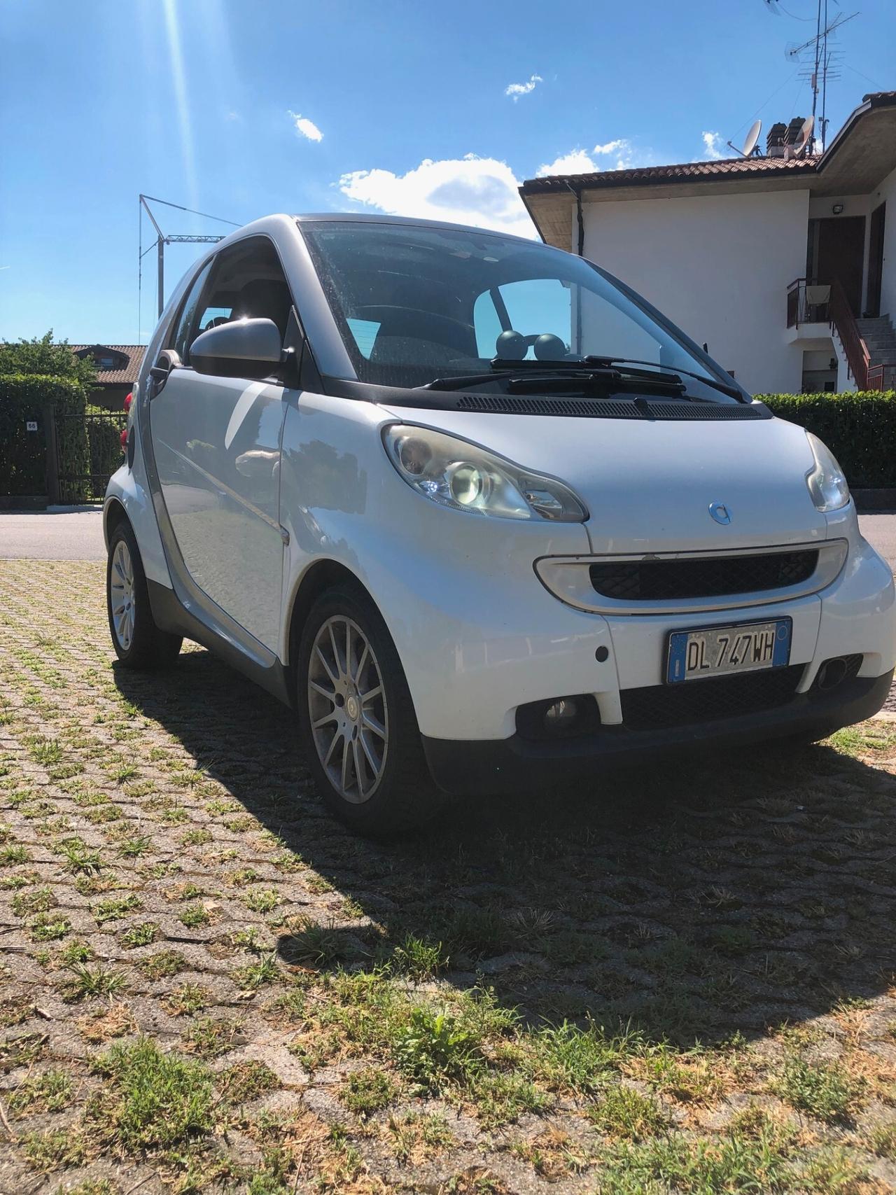 Smart ForTwo 1000 62 kW coupé pulse