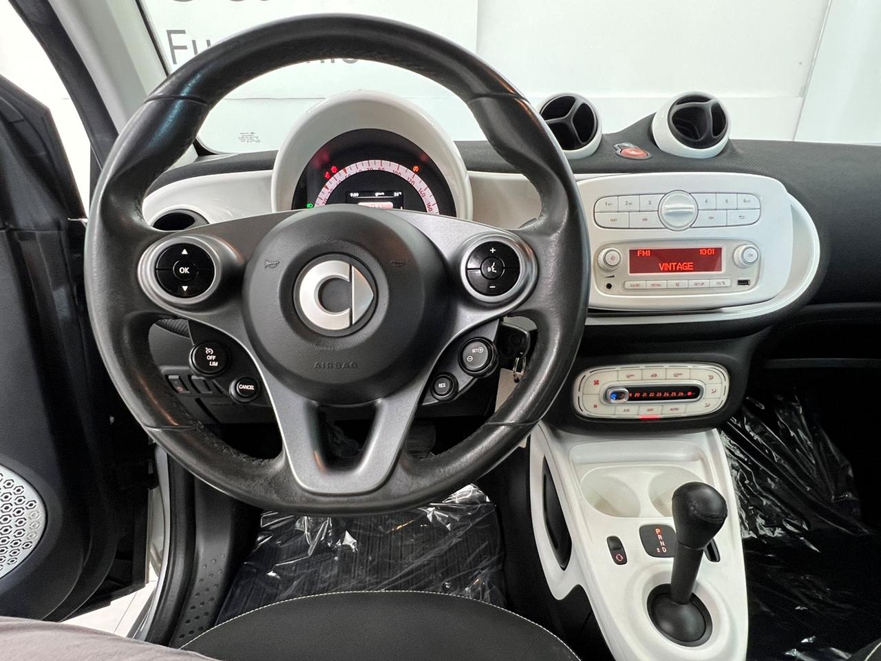 SMART Fortwo III 2015 Fortwo 1.0 Passion 71cv twinamic