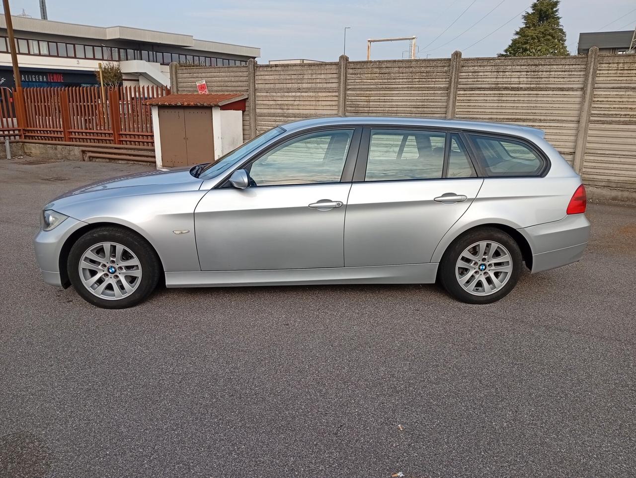 Bmw 320 320d cat Touring Eletta