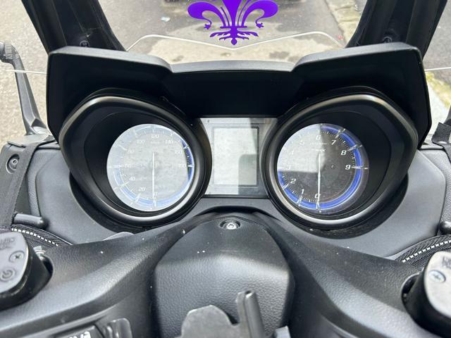 YAMAHA T-Max 560 Tech Max