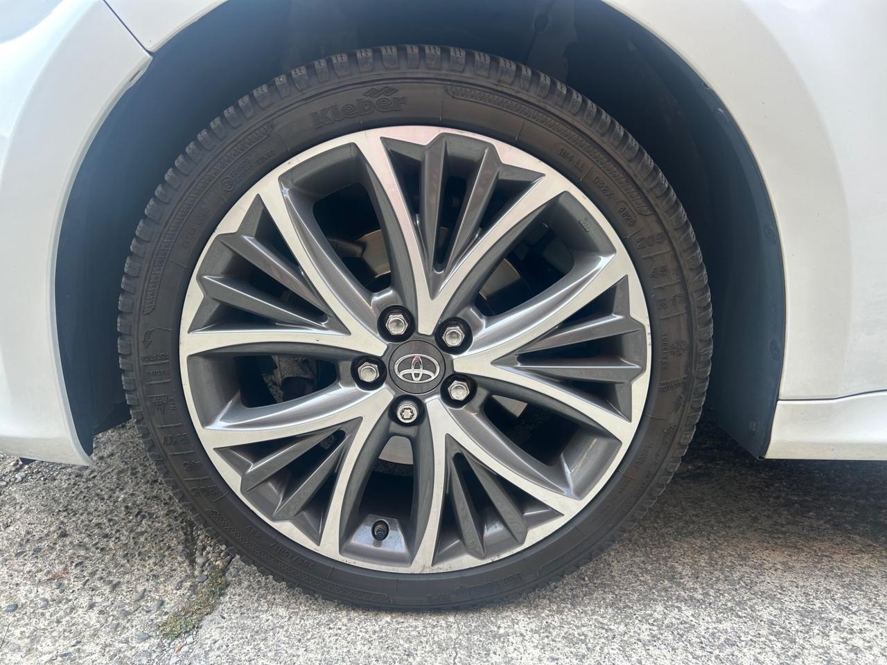 Toyota Yaris 1.5 Hybrid 5 porte GR LINE