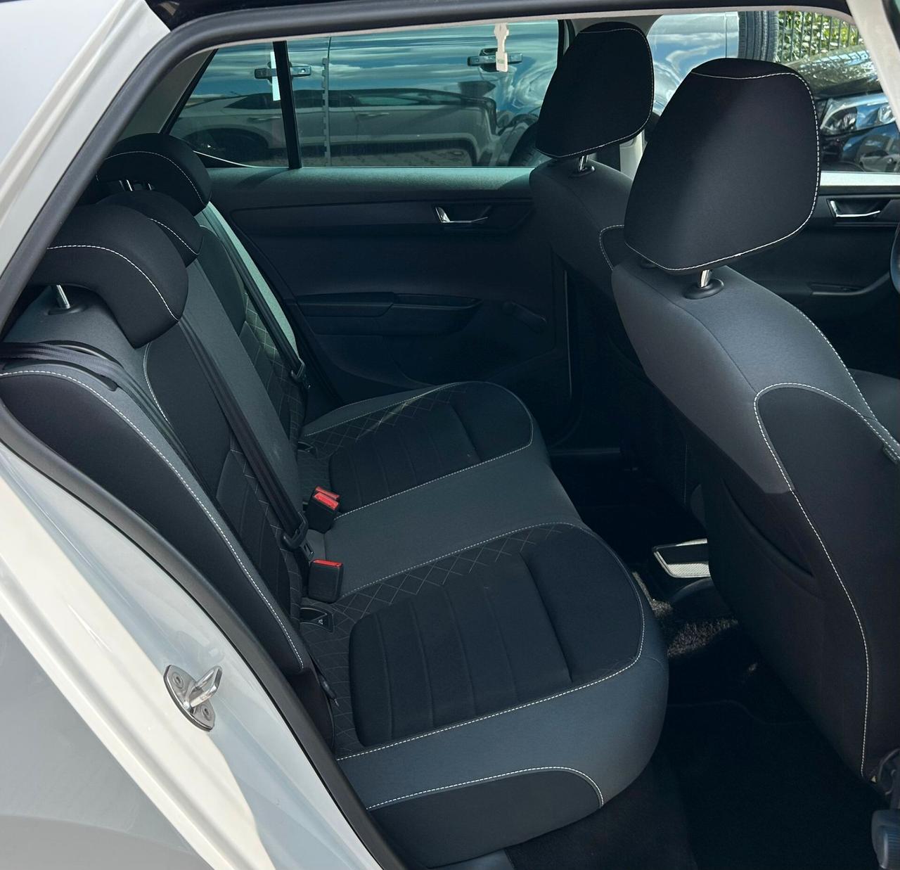 Skoda Fabia 1.0 MPI 60 CV Design Edition