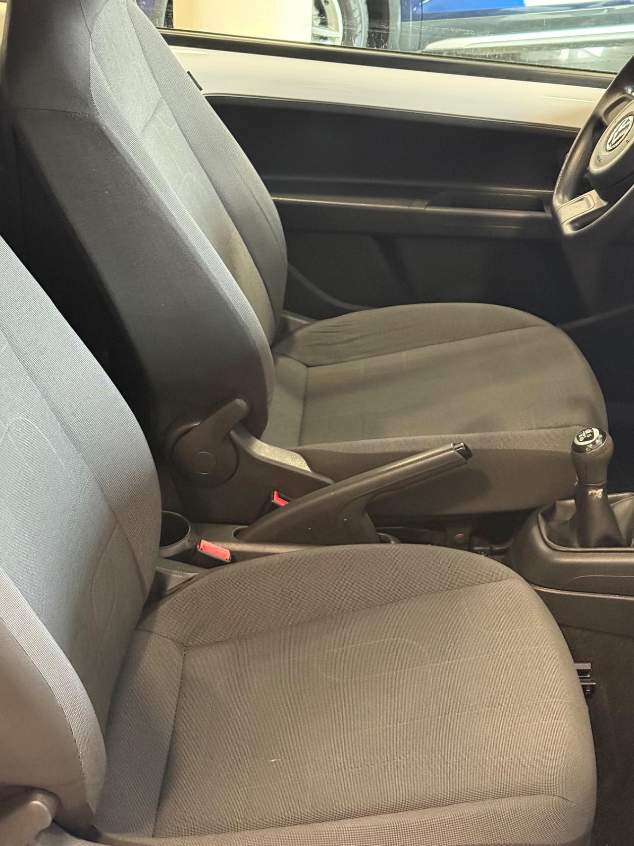 Volkswagen up! 1.0 3p. take