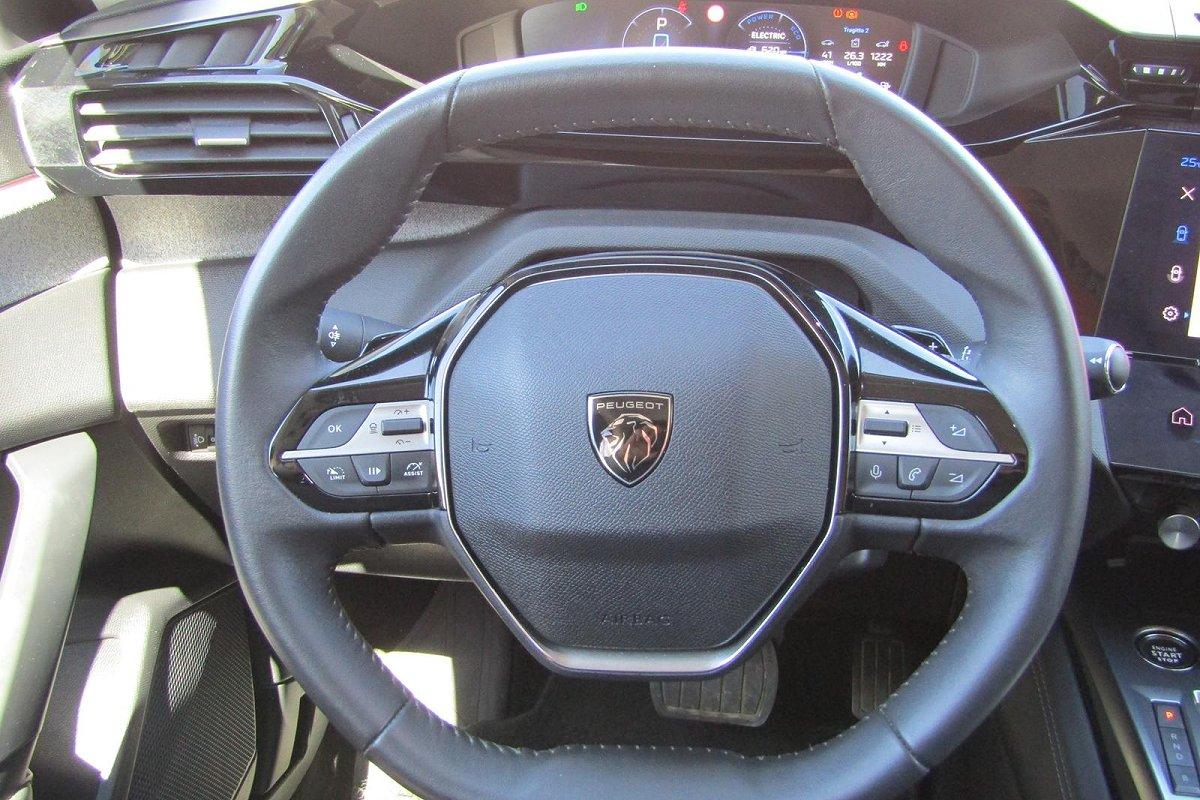 PEUGEOT 308 Plug-in Hybrid 180 e-EAT8 Allure Pack
