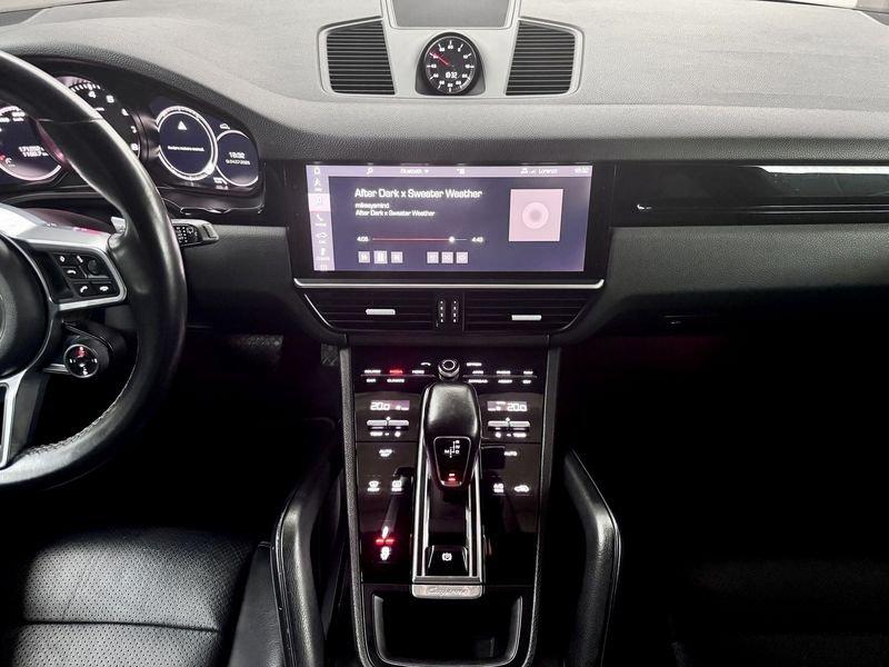 Porsche Cayenne 3.0 V6