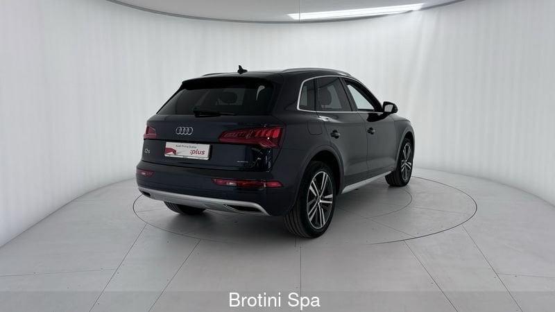 Audi Q5 40 TDI quattro S tronic Business Sport