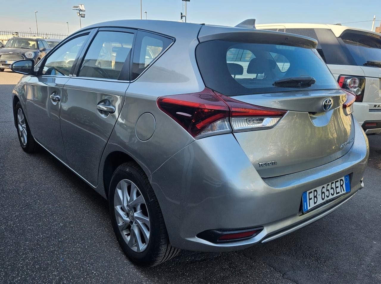 Toyota Auris 1.8 Hybrid Active