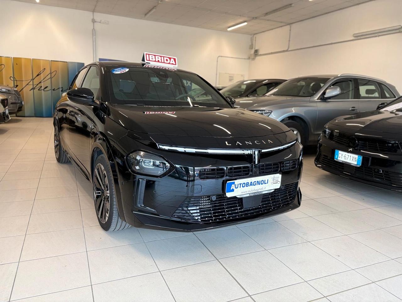 Lancia Ypsilon LX Hybrid 110 e-DCT SPOTICAR