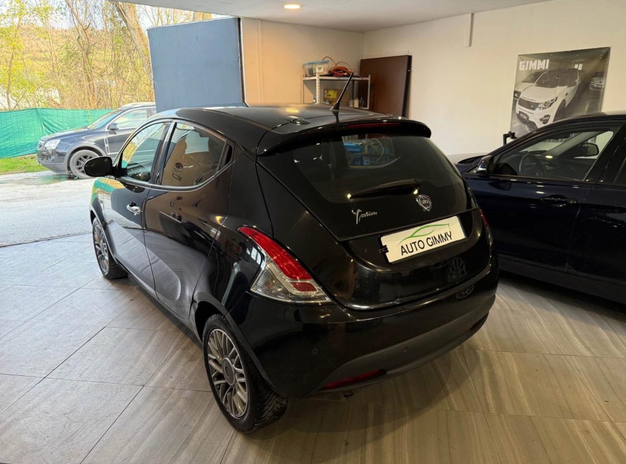 Lancia Ypsilon 0.9 GPL BEZINA NEOPATENTATI