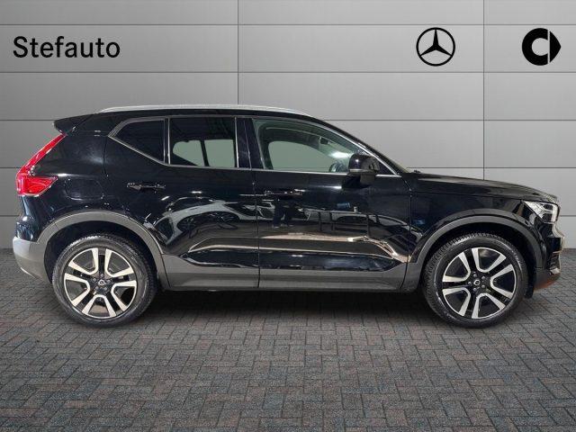 VOLVO XC40 T2 Geartronic Momentum N1