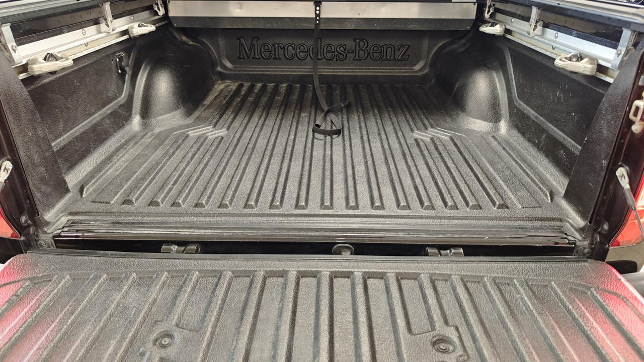 Mercedes-benz X 250 Automatic Progressive