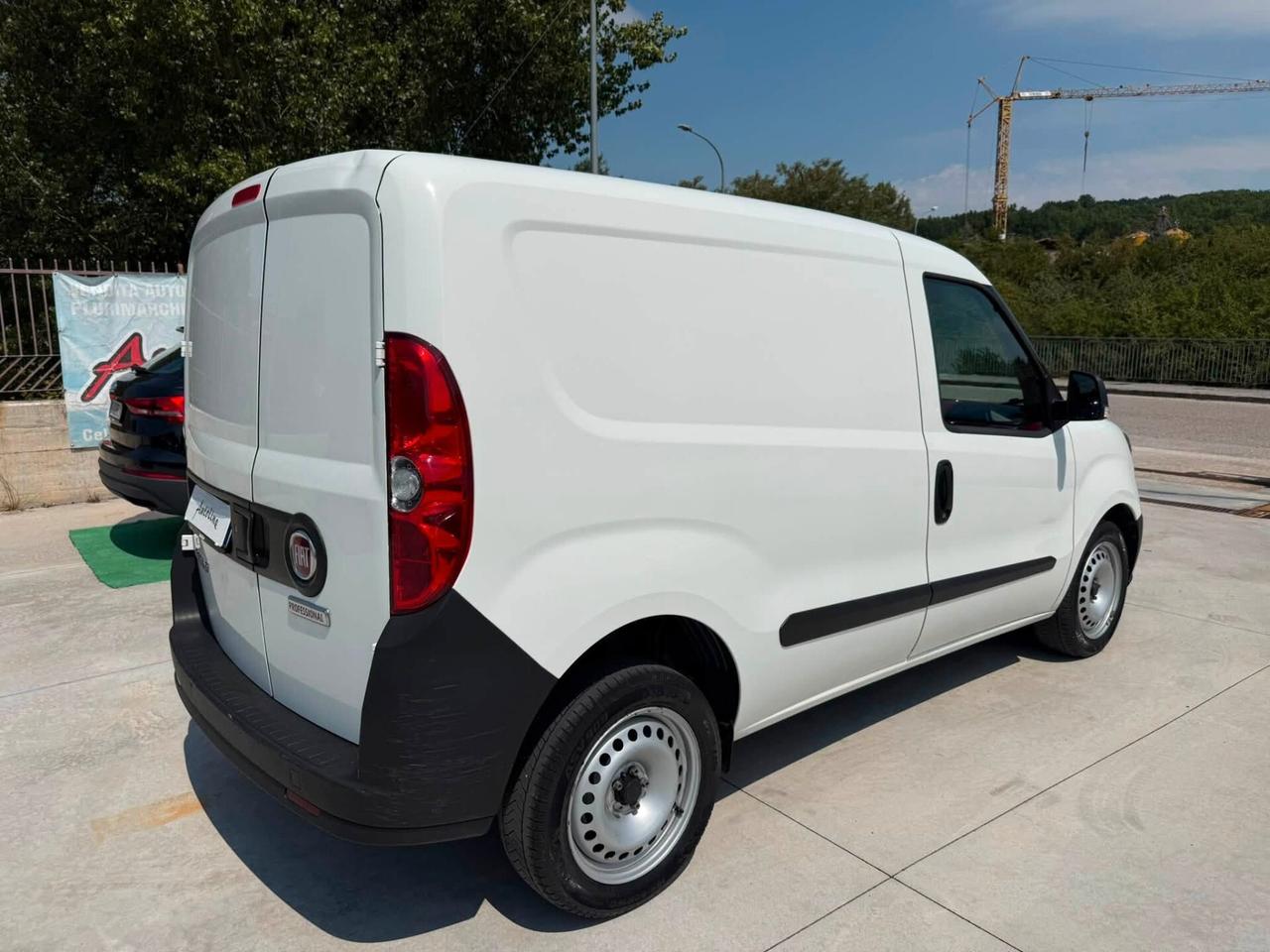 Fiat Doblò 1.6 MJT 120CV -3 POSTI- Iva Inclusa