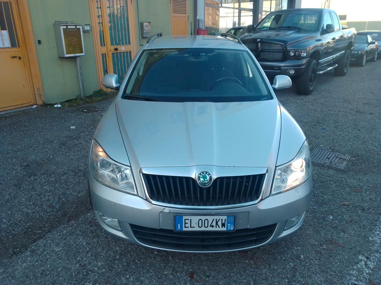 Skoda Octavia 1.6 TDI CR F.AP. 4x4 Wagon GANCIO TRAINO FINANZIABILE