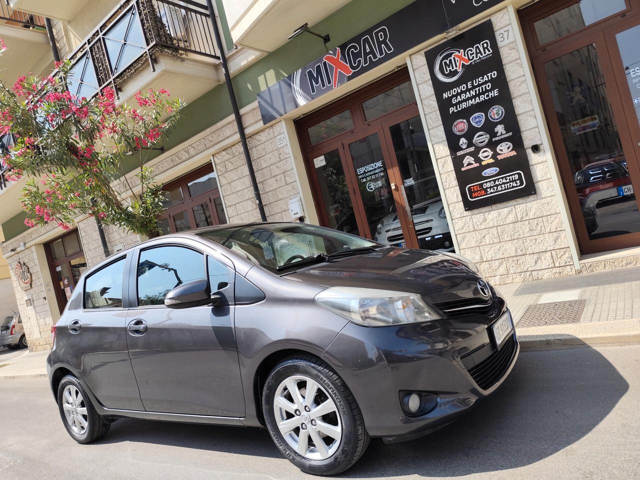 Toyota Yaris 1.4 D-4D 90CV DIESEL NAVI