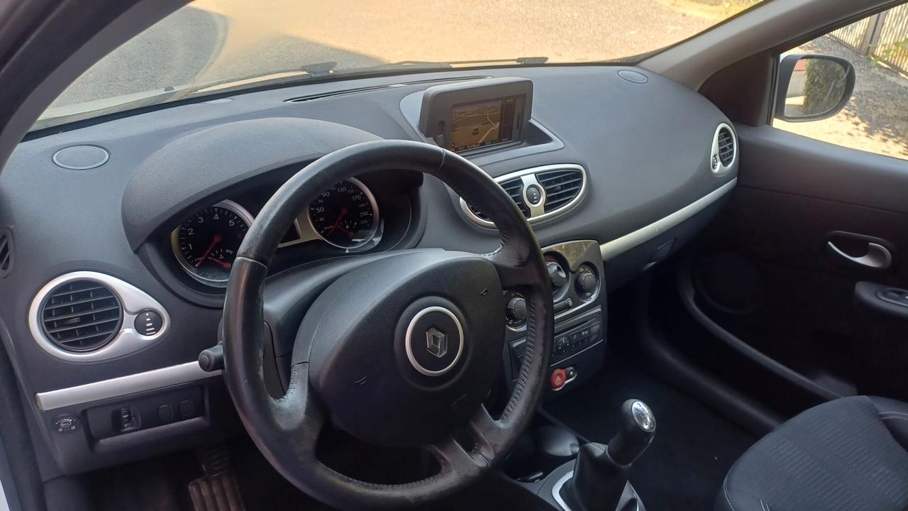 Renault Clio 1.2 16V 5 porte GPL Dynamique