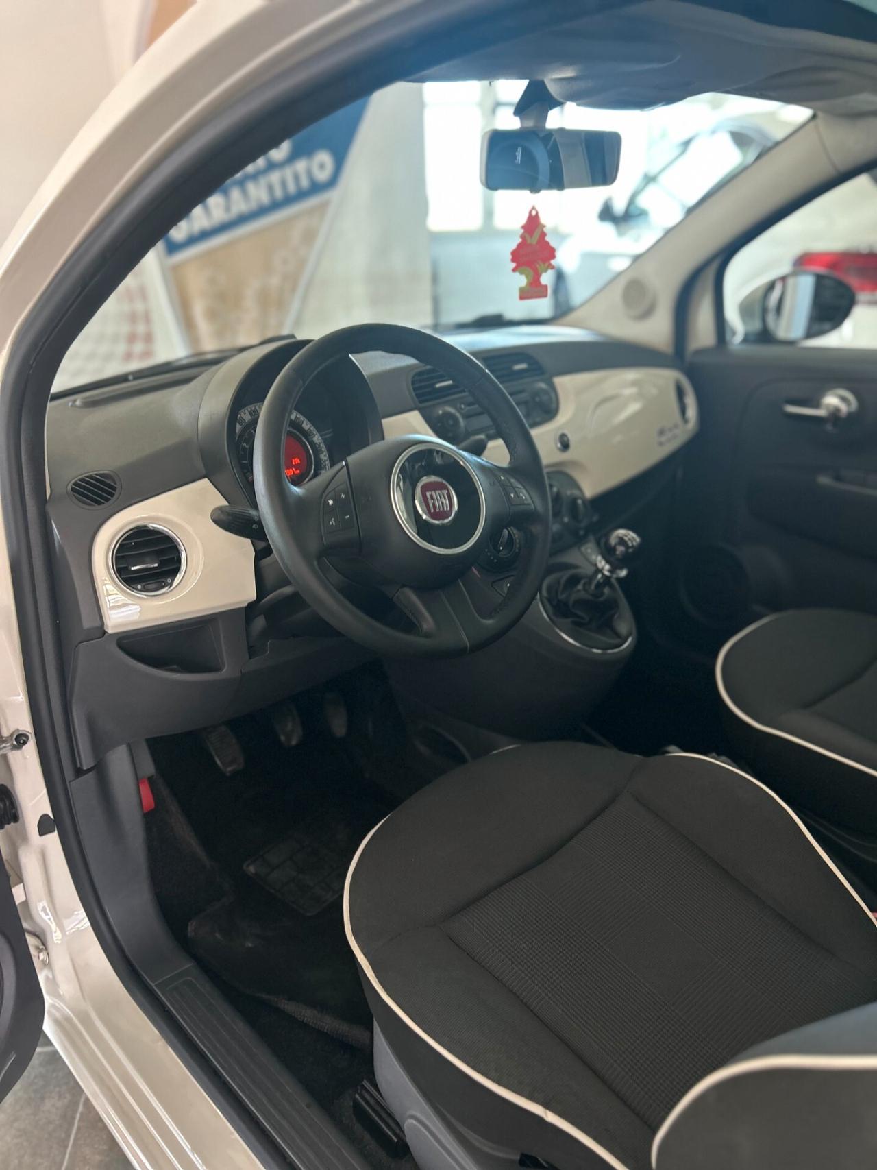 Fiat 500 1.2 Lounge 09/2015