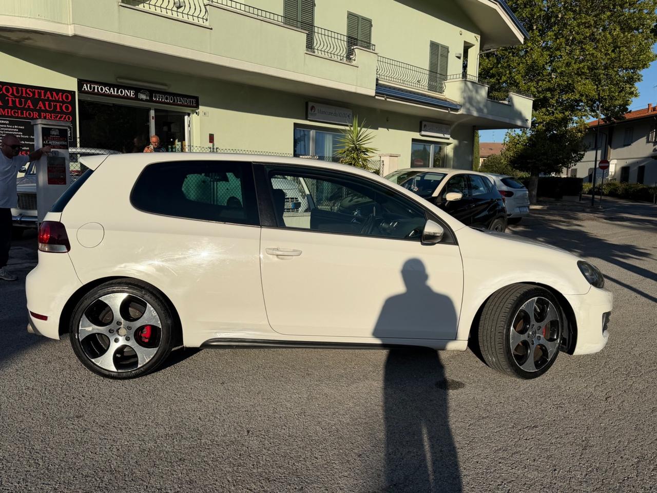 Volkswagen Golf 2.0 TSI 3p. GTI