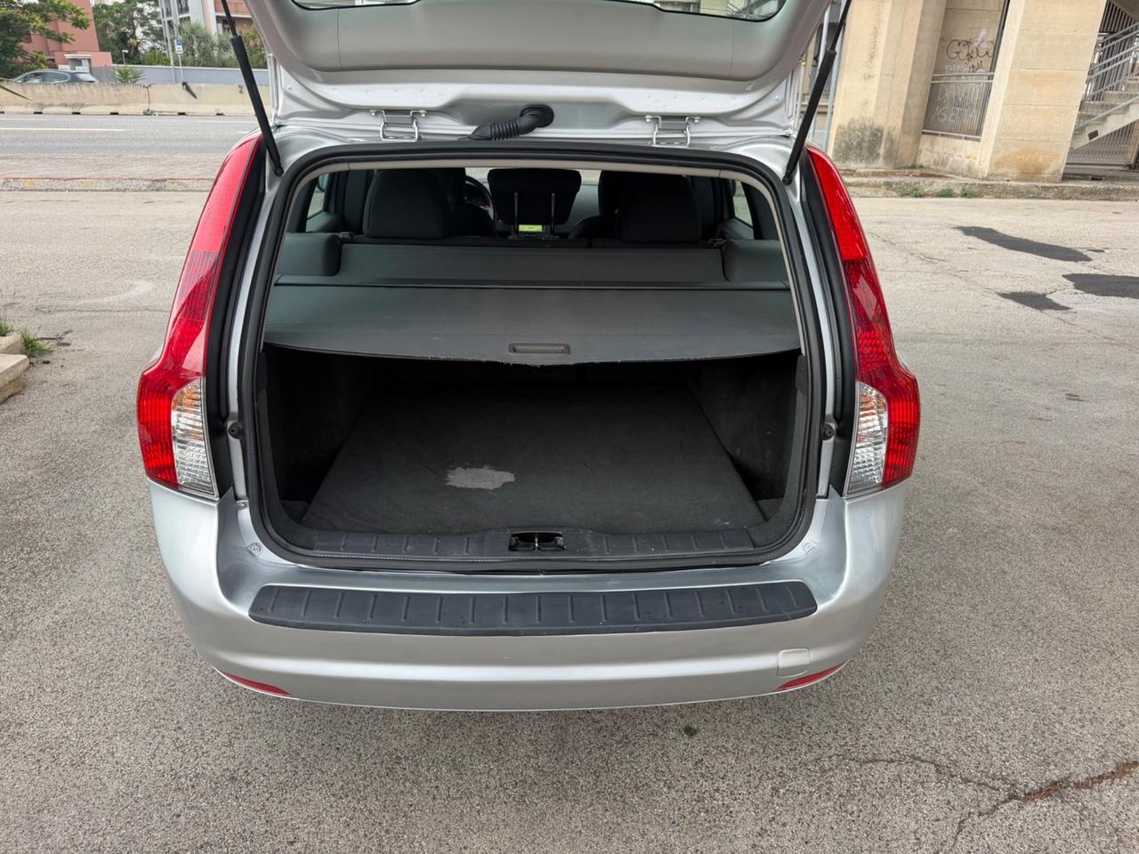 Volvo V50 1.6 diesel 115 cavalli 2011