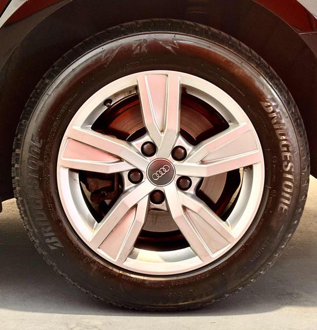 AUDI A4 35 TDI S tronic Sport