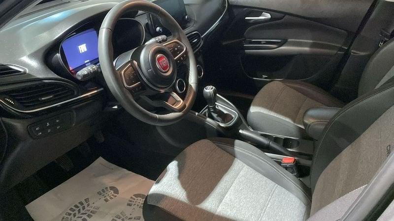 FIAT Tipo 1.0 5 porte Cross