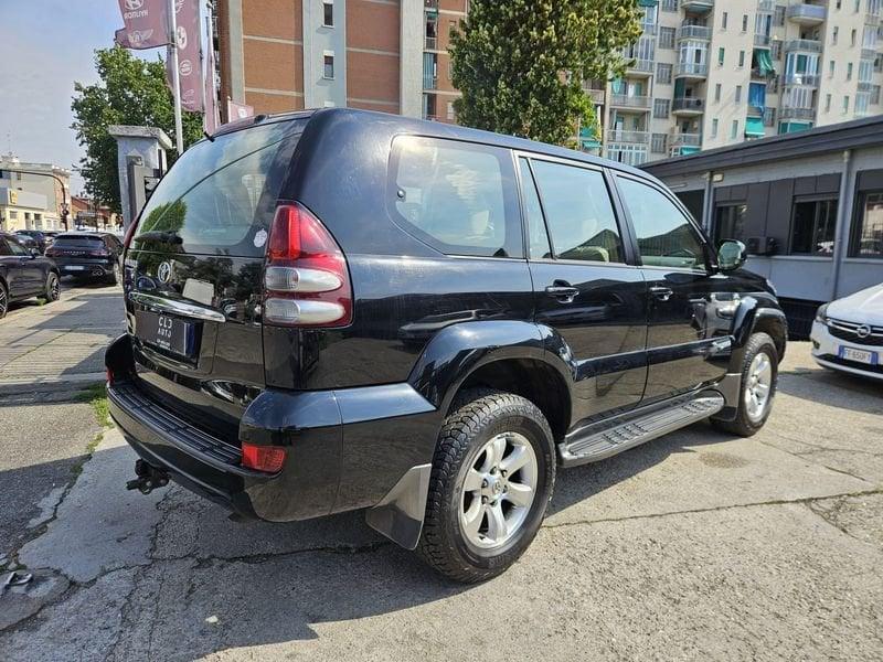 Toyota Land Cruiser 5p 3.0 d4-d Auto 7POSTI GANCIO TRAINO