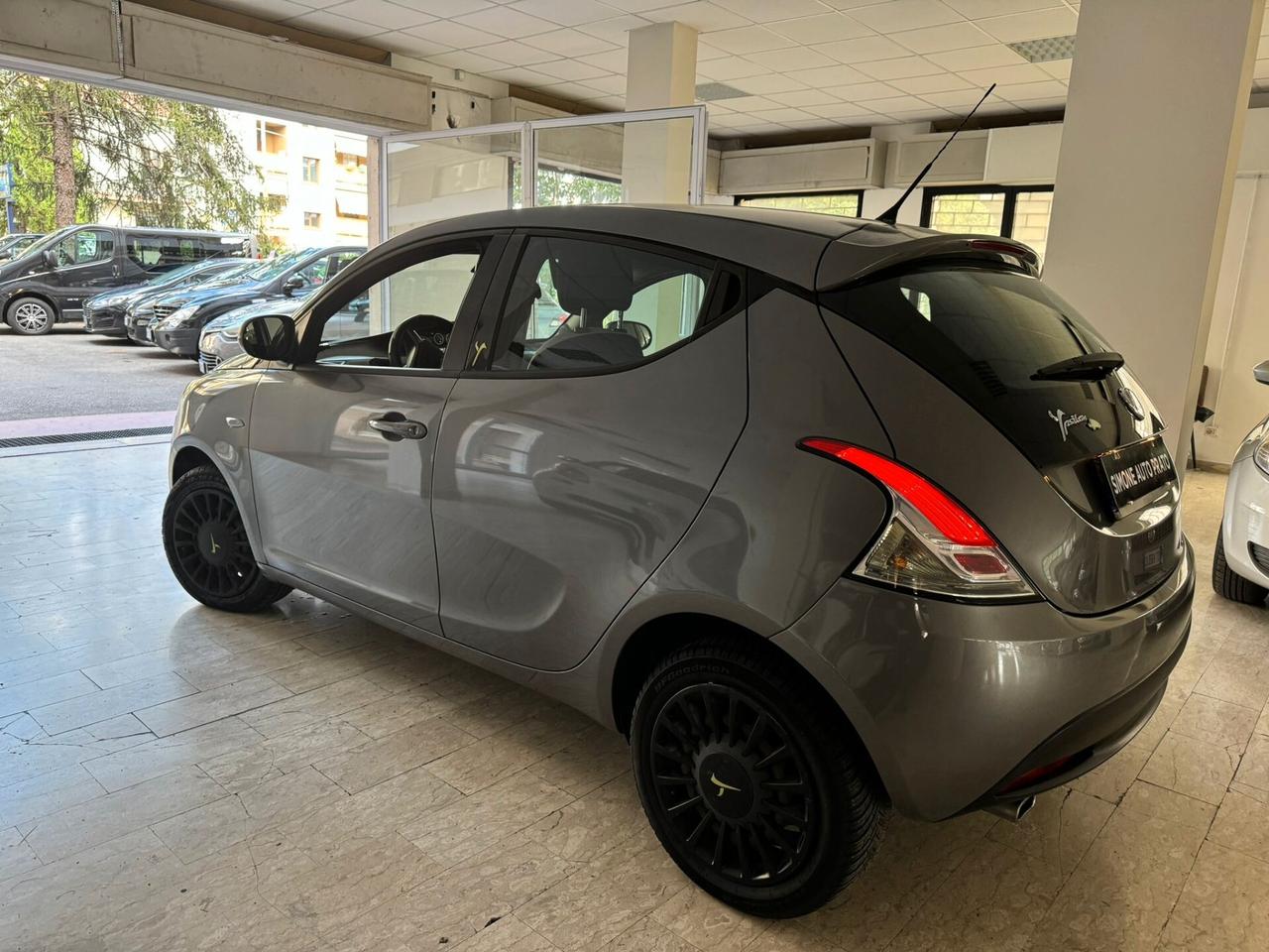 Lancia Ypsilon 1.3 MJT 16V 95 CV 5 porte S&S Gold