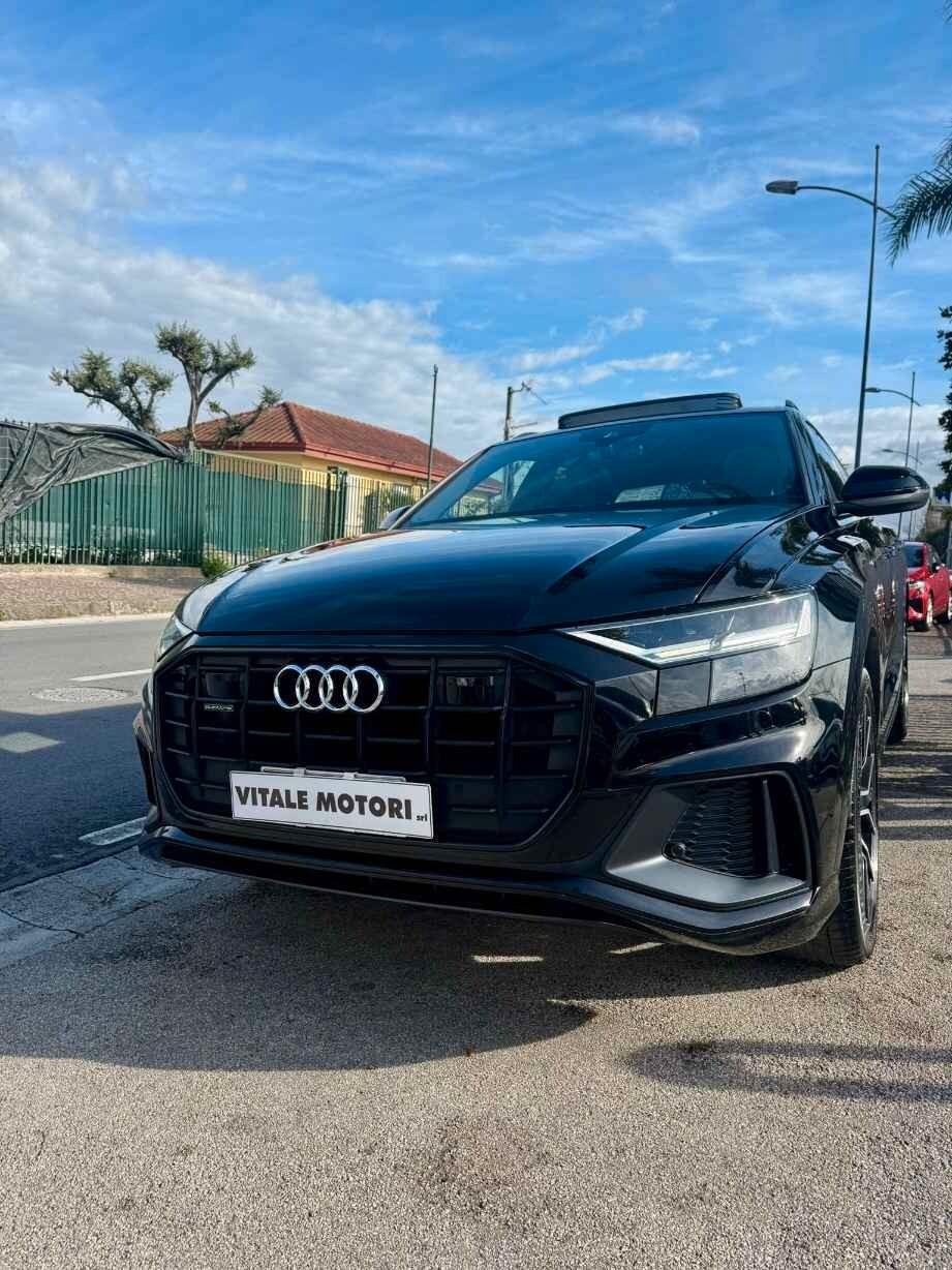 AUDI Q8 3.0 TDI 286 CV quattro tiptronic Sport