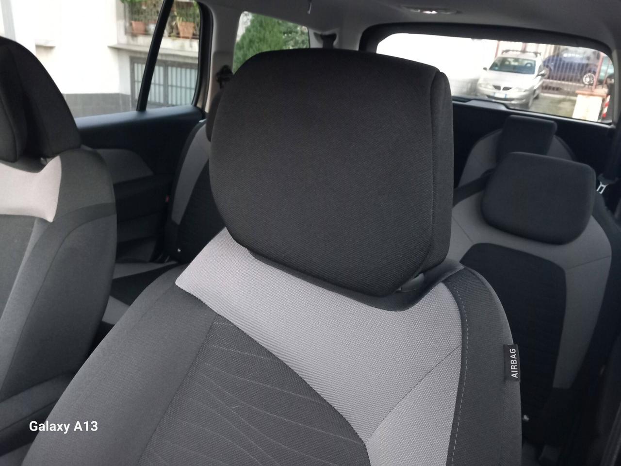 Citroen Grand C4 Picasso BlueHDi 120 S&S Intensive