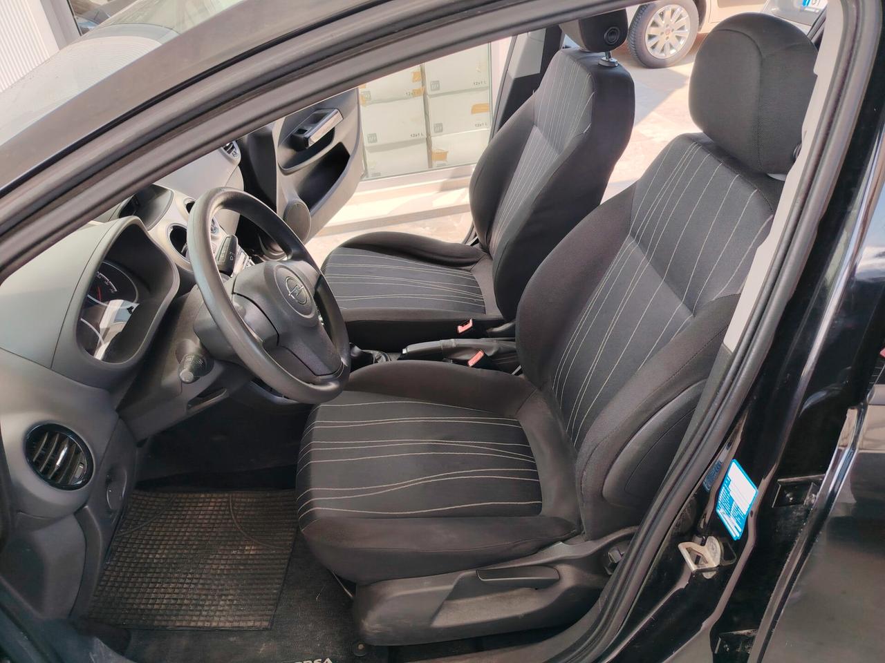 Opel Corsa 1.0 12V 5 porte Enjoy