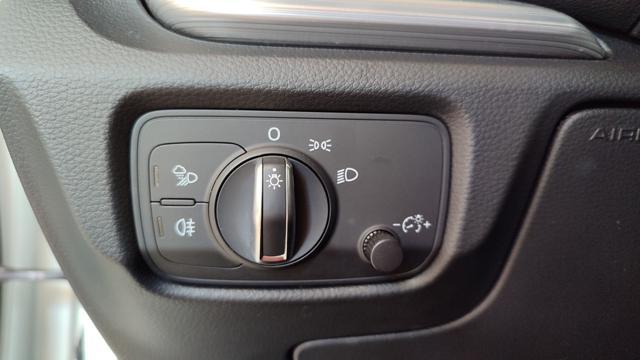 AUDI A3 SPORTBACK 30TDI S-tronic SPORT Business