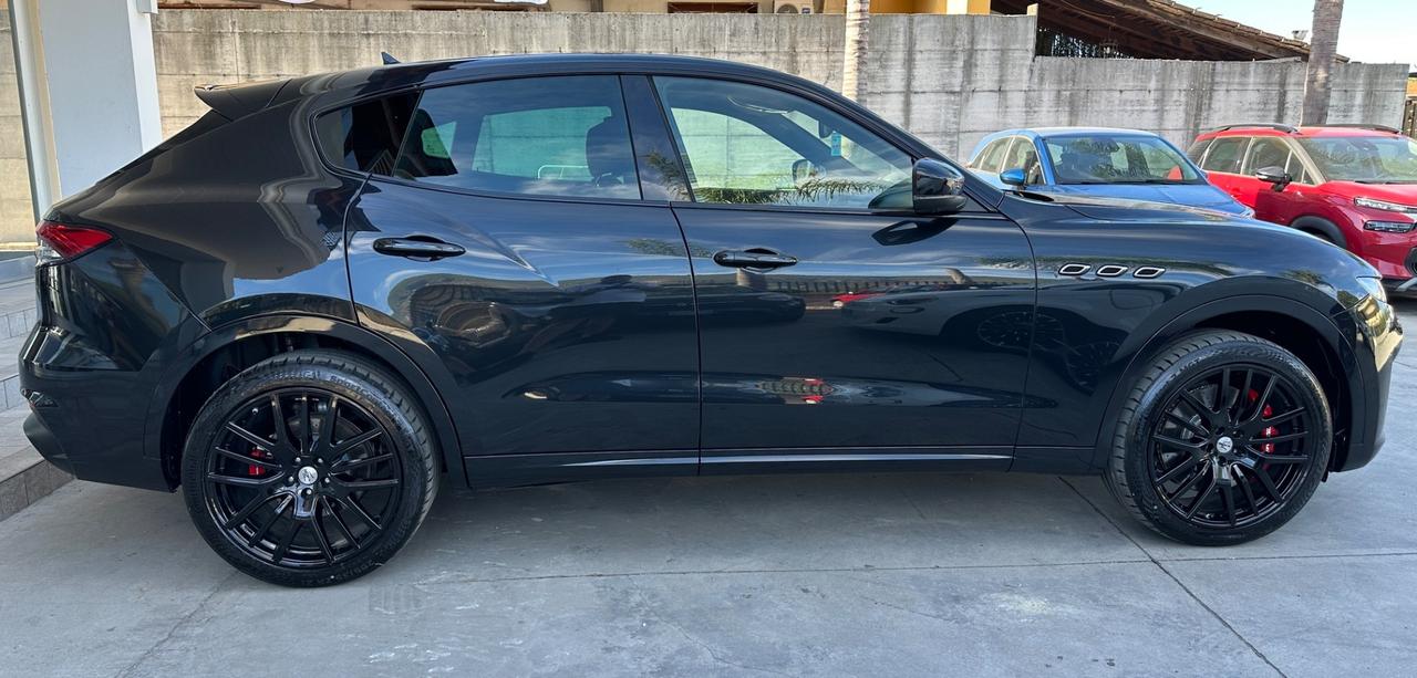 Maserati Levante V6 Diesel AWD Gransport 250 cv