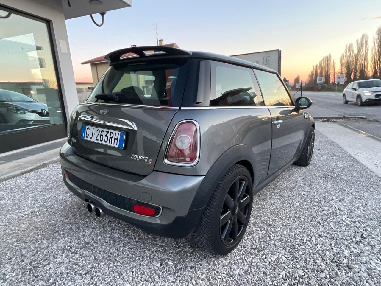 Mini 1.6 16V Cooper S