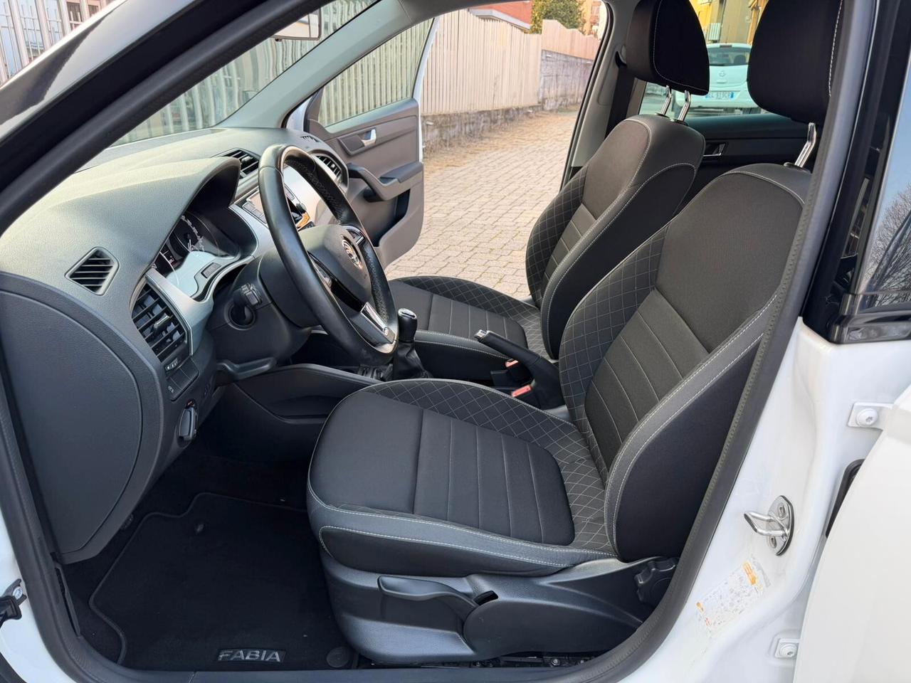Skoda Fabia 1.0 TSI Twin Color Argento