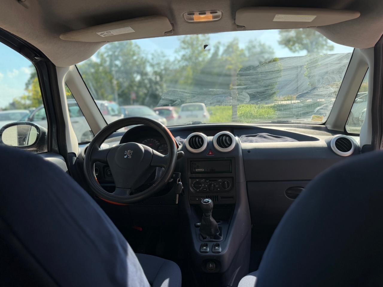Peugeot 1007 1.6 Trendy 2Tronic