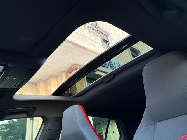 VOLKSWAGEN Golf GTI 2.0 TSI GTI DSG TETTO-LED-BLACK STYLE