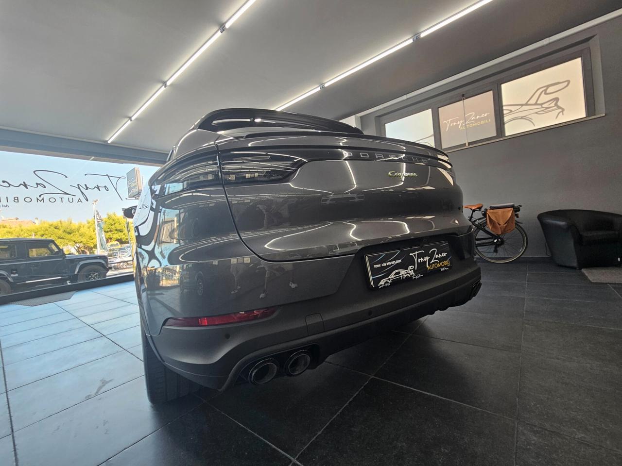 Porsche Cayenne Platinum