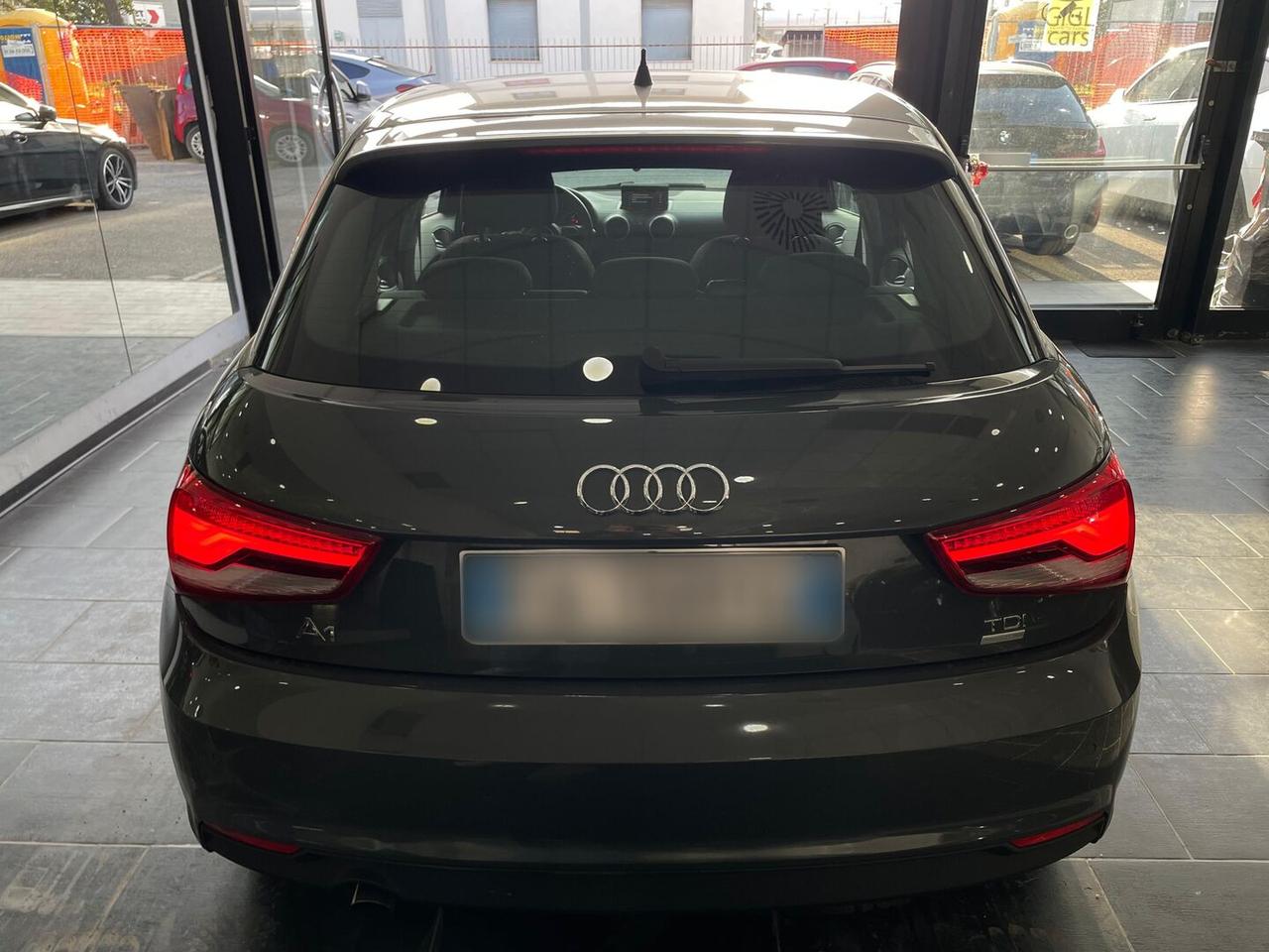 Audi A1 Sportback 1.4 TDI Neopatentati Metal Plus Ultra