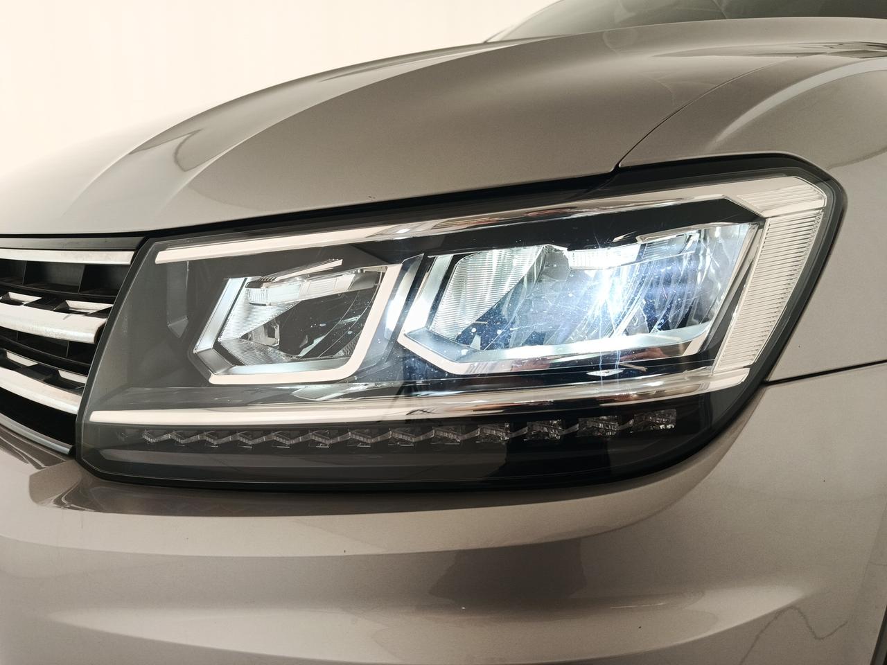 VOLKSWAGEN Tiguan 2ª serie - Tiguan 1.6 TDI SCR Business BlueMotion Tec