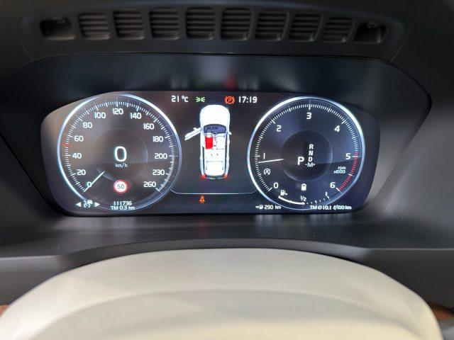 VOLVO XC90 B5 (d) AWD Inscription-20"-Head Up dspl-Camera 360