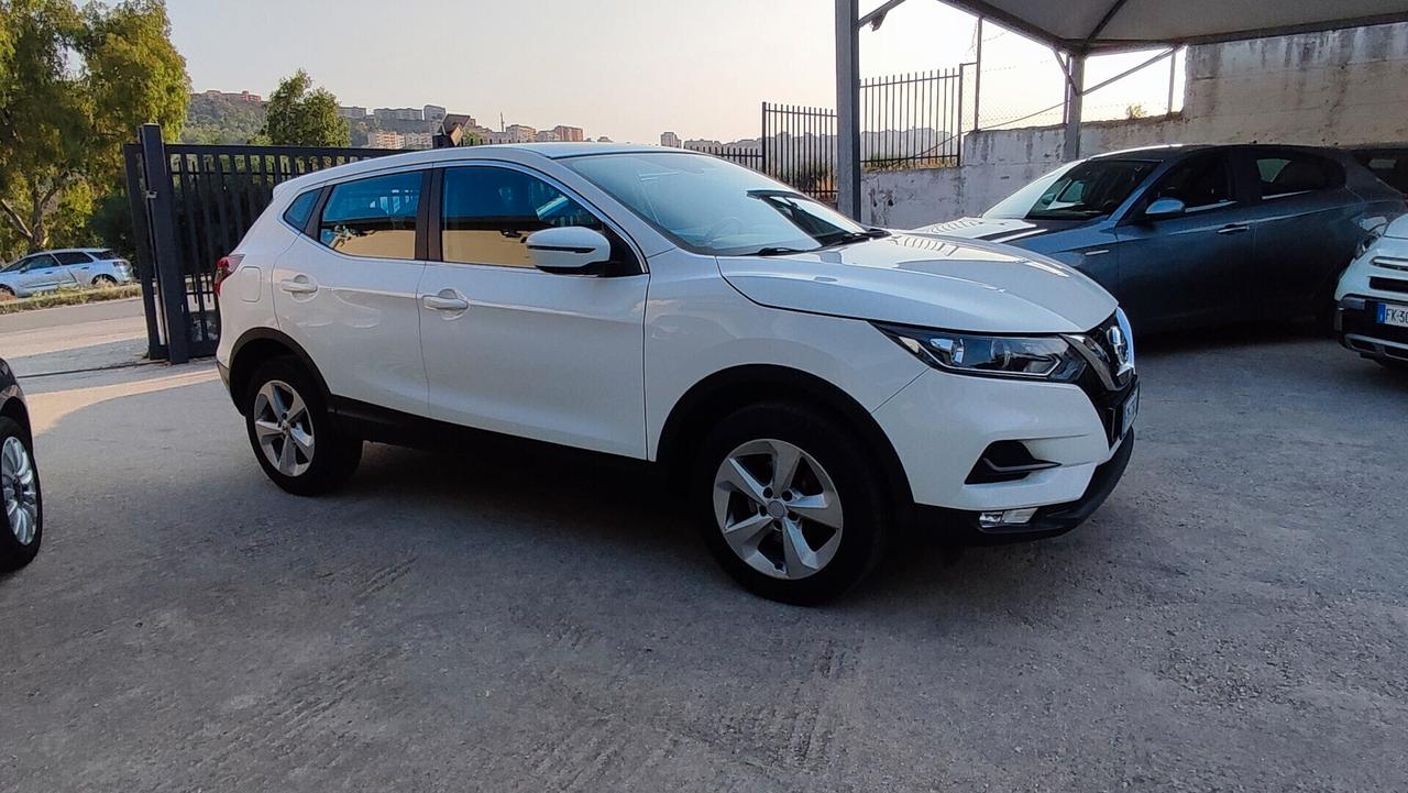 Nissan Qashqai Autocarro 5 posti