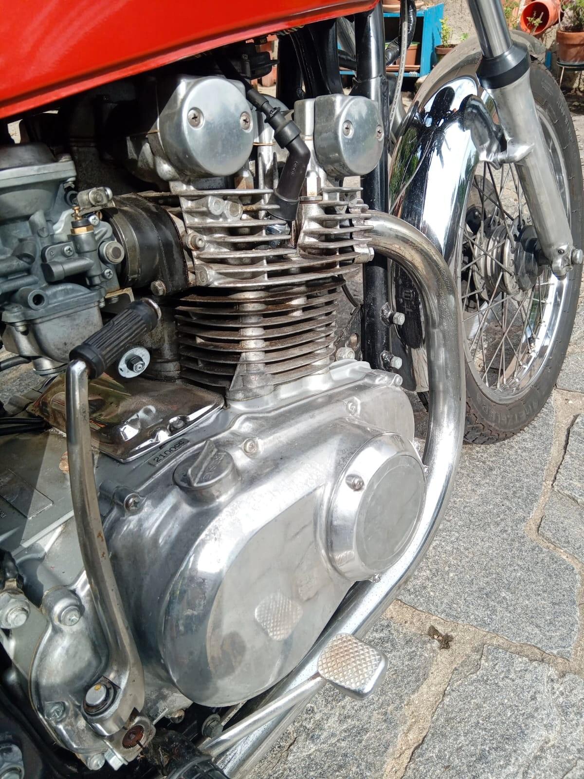 Suzuki GS 400