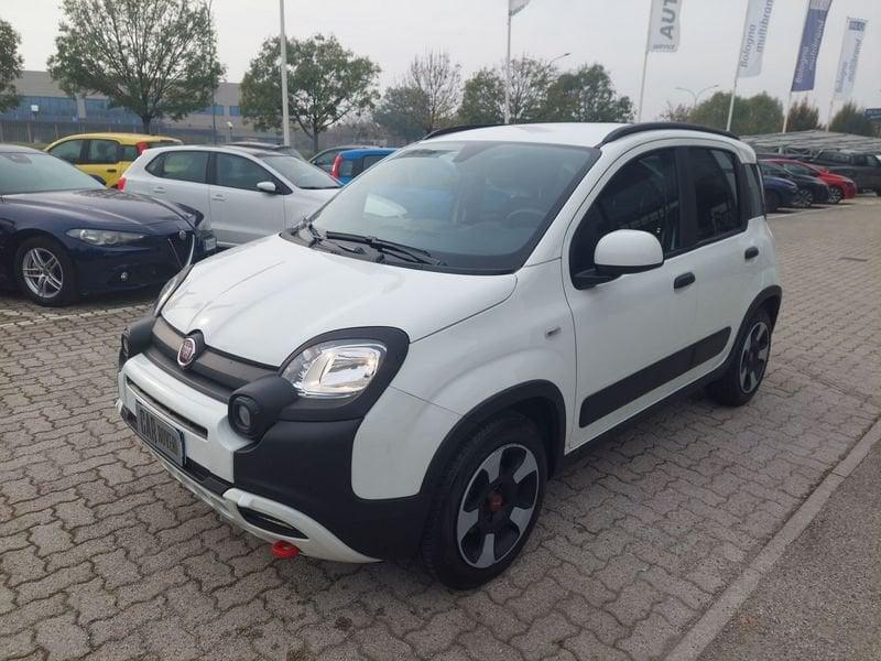 FIAT Panda 1.0 FireFly S&S Hybrid City Cross