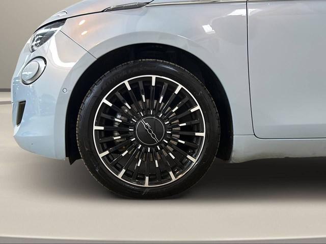 FIAT 500e Berlina 42 kWh La Prima 320 Km Autonomia
