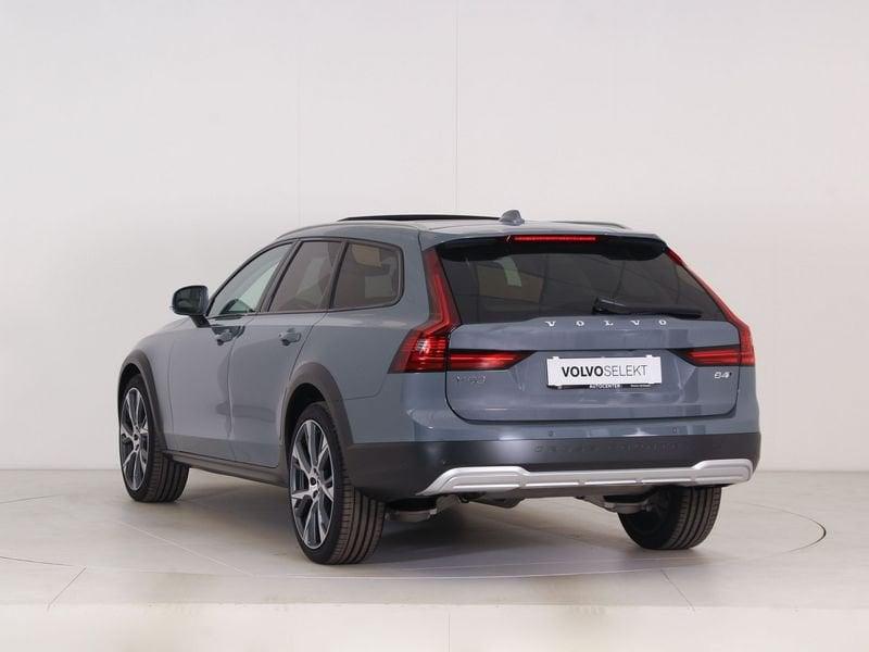 Volvo V90 Cross Country B4 (d) AWD automatico Ultimate