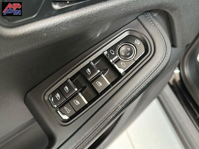 Porsche Macan 2.0 T *Tetto*Cerchi 21*Chrono*ACC*